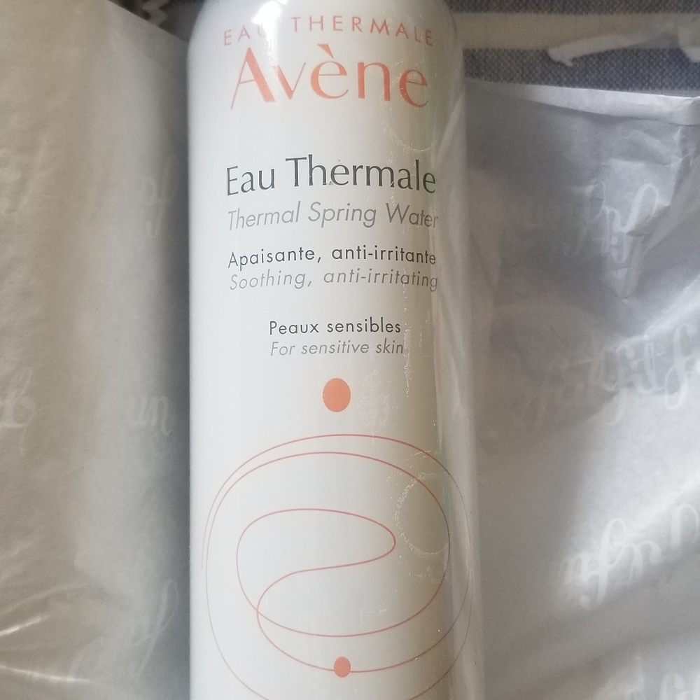 NWT Aue Thermale Avene Spring Water